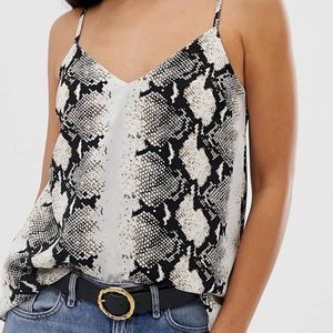 Snake skin tank size 4